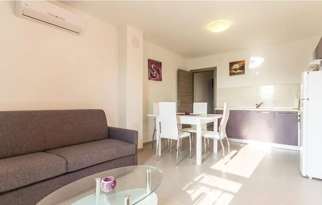 Apartments Sun Премантура